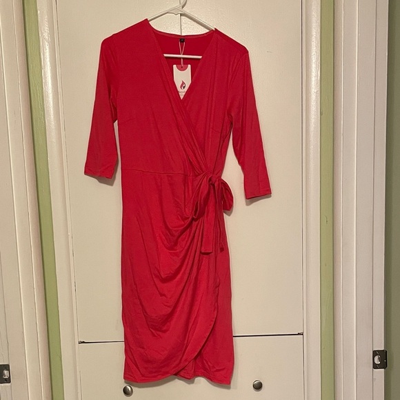 Berydress red Faux Wrap Dress women’s medium  - NWT - Picture 1 of 5